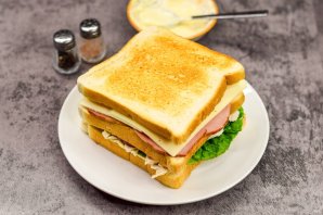 Клубный сэндвич с курицей