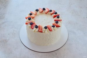 Клубнично-маковый торт